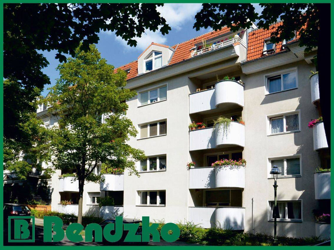 3-Zimmer-Wohnung mit West-Loggia in ruhiger Lage von Schmargendorf, 14199 Berlin (Steglitz-Zehlendorf)