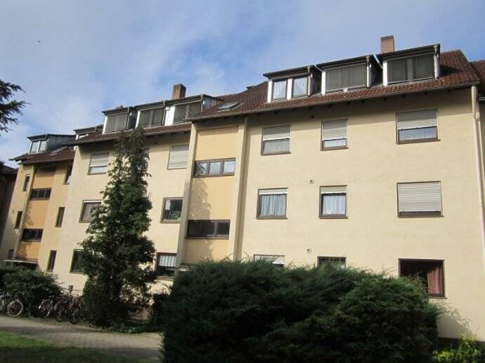 2 Zimmer Wohnung in der Erlanger Nordstadt, 91054 Erlangen (Burgberg Erlangen-Nord Erlangen-Ost Innenstadt Sieglitzhof)