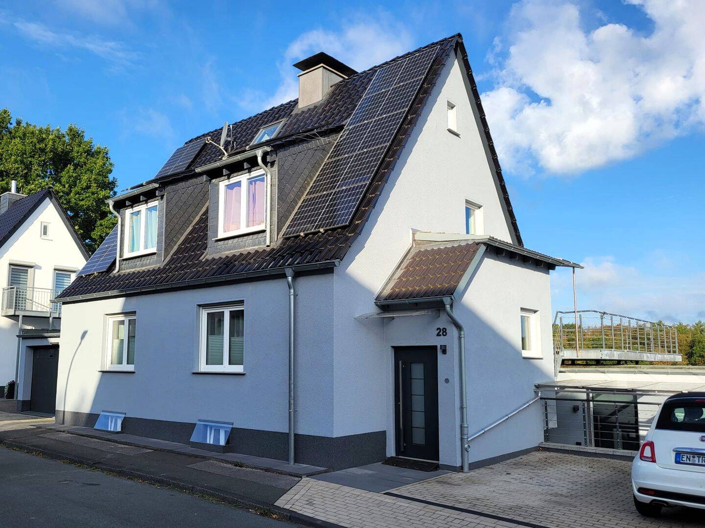 Großzügiges Einfamilienhaus mit Dachterrasse und traumhaften Waldblick in Wetter-Grundschöttel, 58300 Wetter (Ruhr)