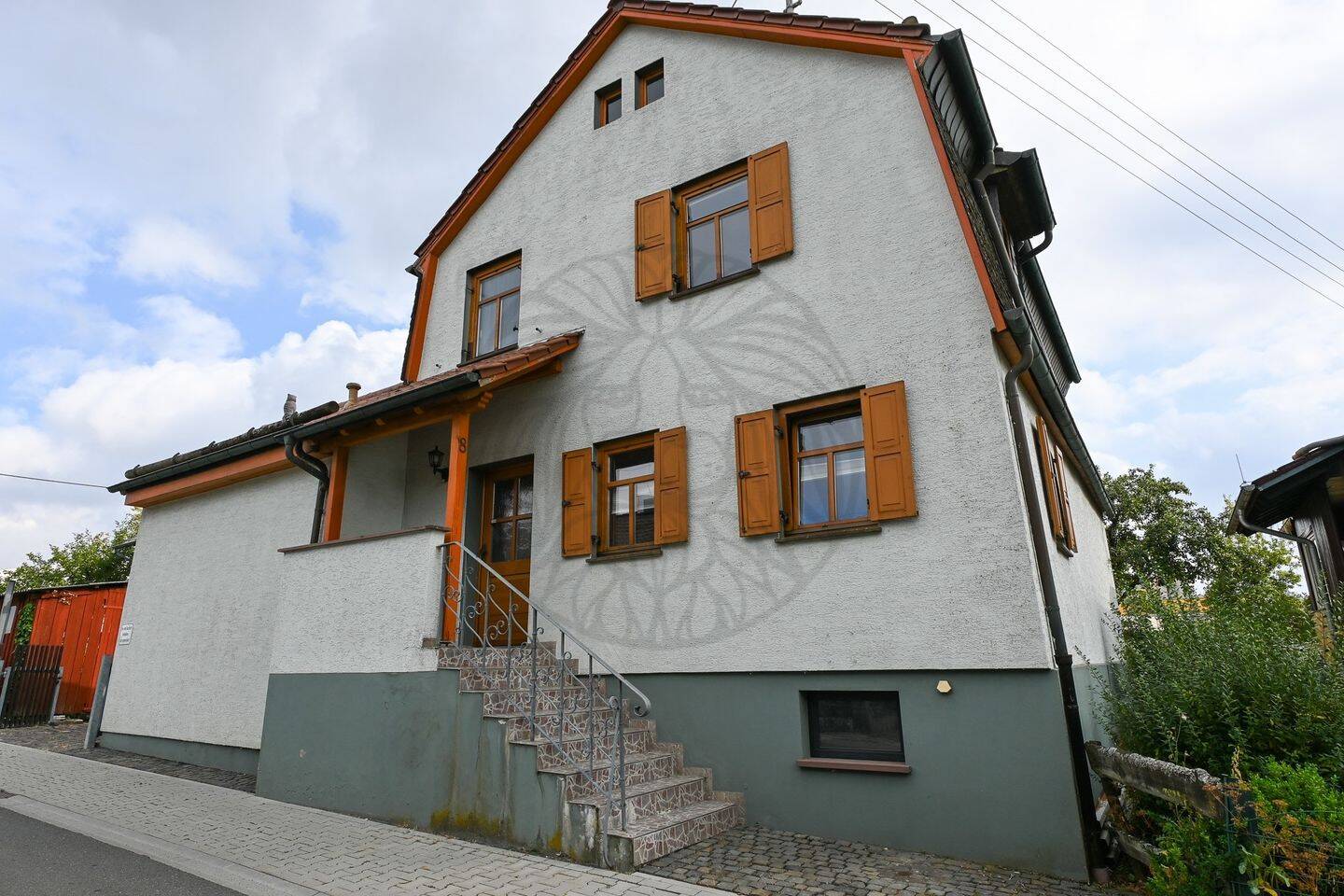 Heidenrod: Ein Haus, zwei Etagen, viele Möglichkeiten in Kemel!, 65321 Heidenrod