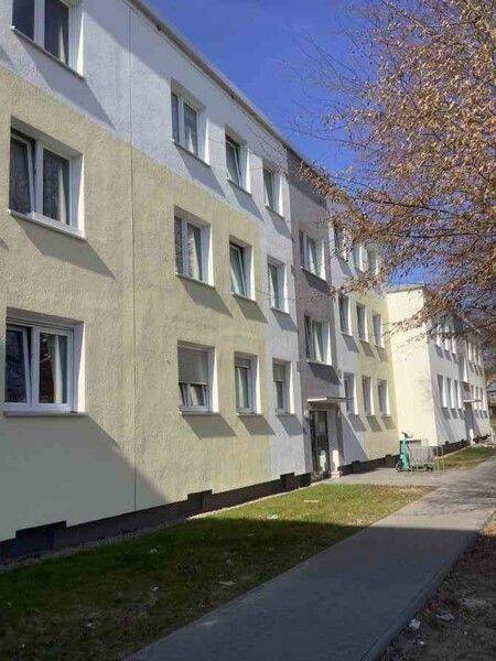 Baumheide: Sanierte 3 Zimmer-Wohnung mit Balkon im Erdgeschoß / Freifinanziert, 33609 Bielefeld (Baumheide Innenstadt Schildesche)