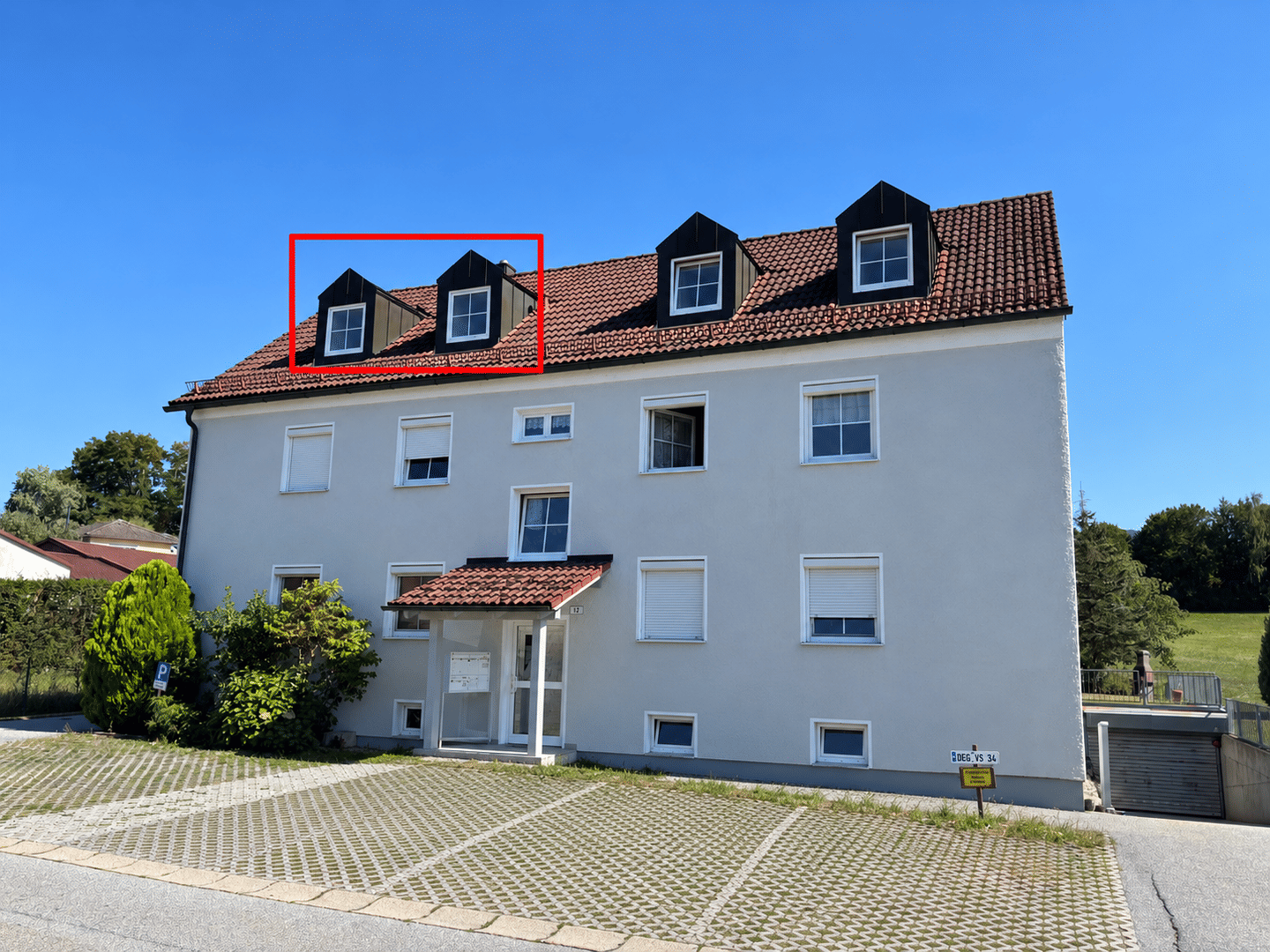 toll gelegene Dachgeschosswohnung, 94491 Hengersberg