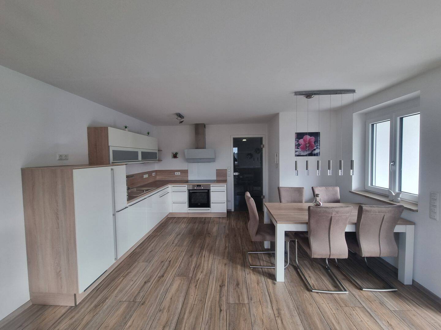 Neuwertige 3 – Zimmer Wohnung in Landau a.d. Isar, 94405 Landau a.d. Isar (Landau)