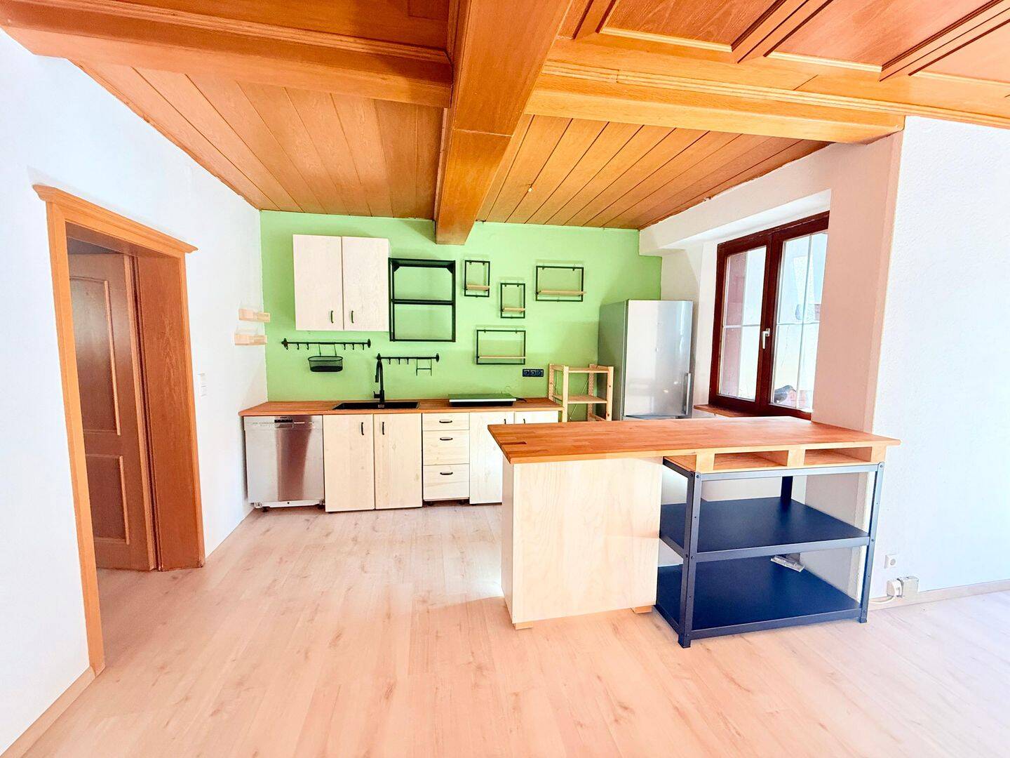 Meersburg Stadtmitte: 3-Zimmer-Obergeschoss inkl. Terrasse, 88709 Meersburg