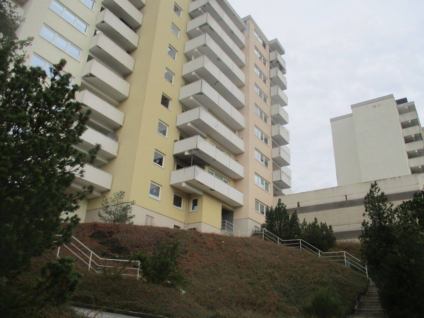 Große 2 Zimmer plus Esszimmer u. Balkon, 7. OG mit Aufzug, Hemer,Unter dem Asenberg 5, 58675 Hemer