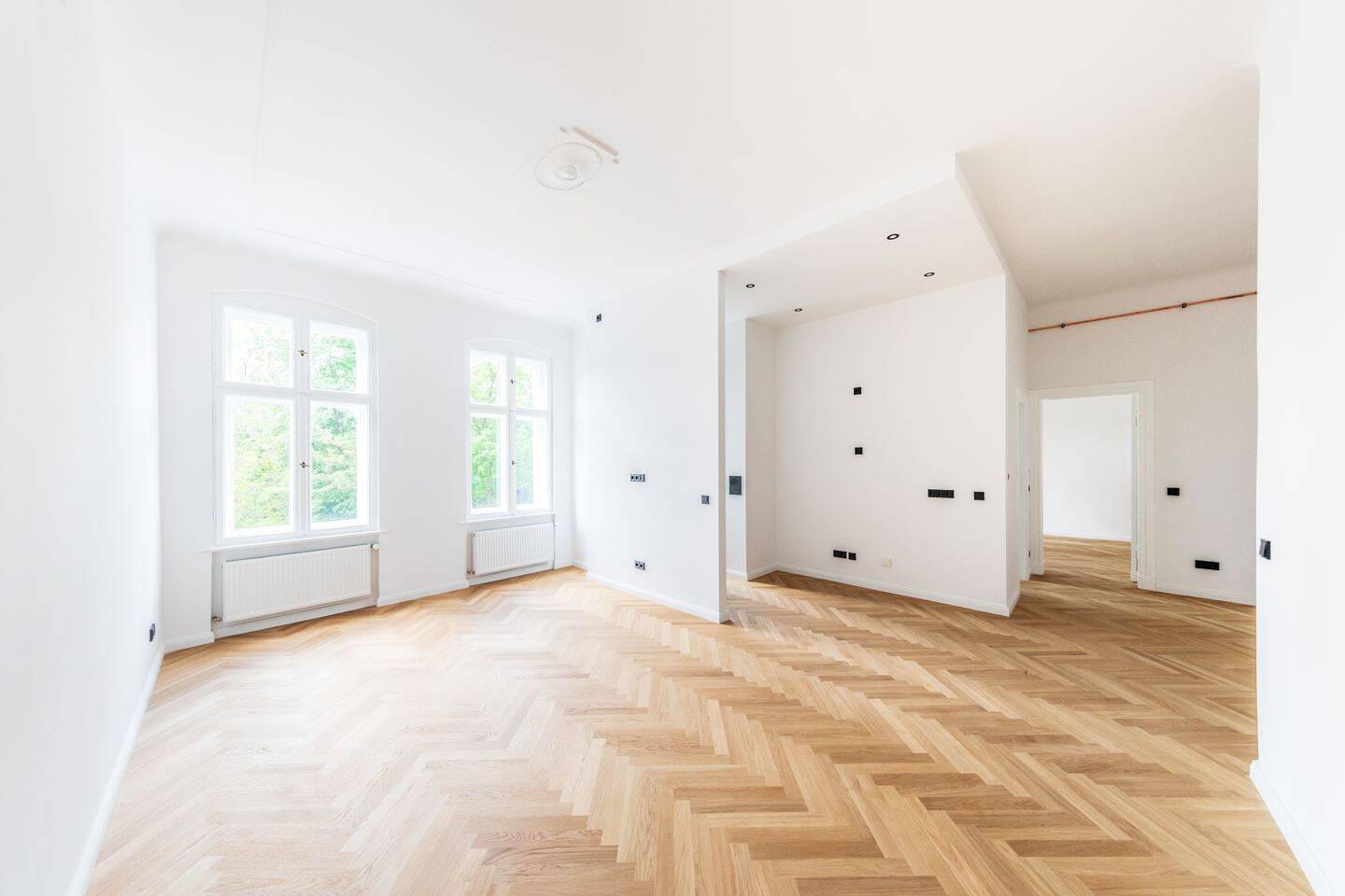 Kernsaniertes Altbaujuwel mit 3,70 m Decken & edlem Fischgrätparkett zwischen Tierpark und Wuhlheide, 10318 Berlin (Treptow-Köpenick)