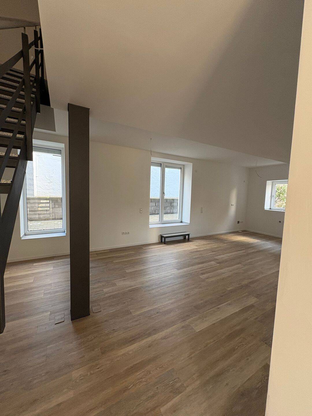 Moderne Doppelhaushälfte mit Terrasse – Erstbezug!, 97483 Eltmann