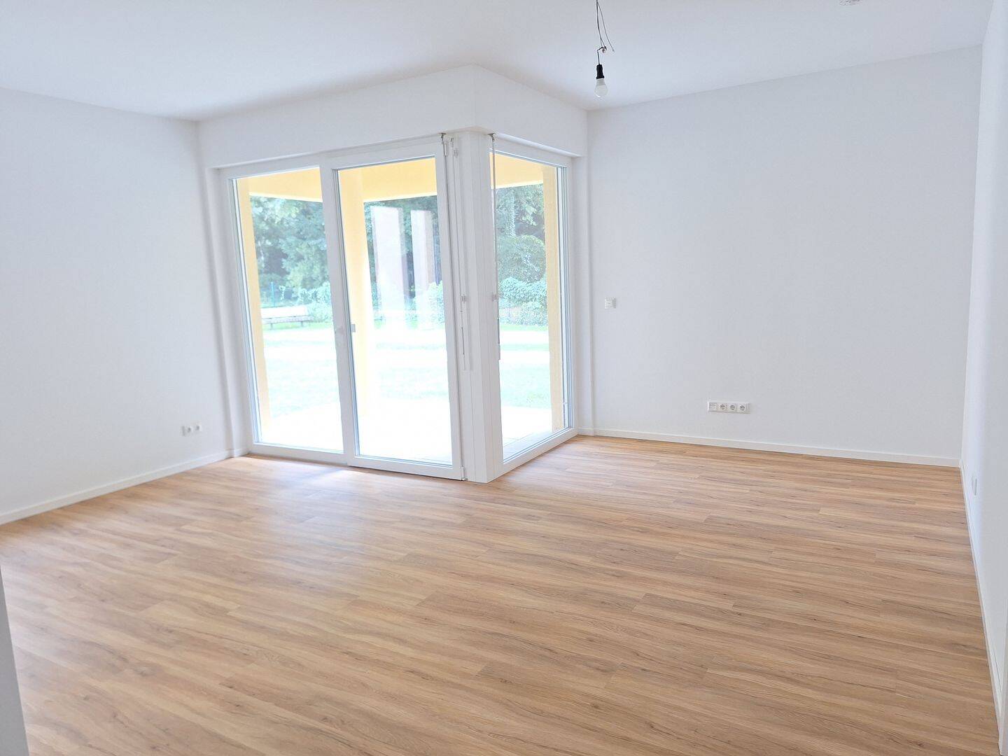 Ryck- und zentrumsnah – 2-Zimmer-Wohnung mit Terrasse / Balkon im Erstbezug, 17489 Greifswald