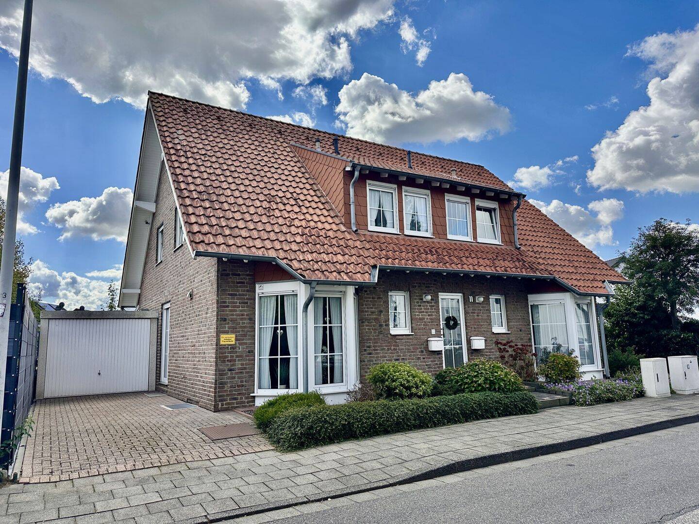 ***DU LIEBST ES GEPFLEGT?***Hier ist dein ZUHAUSE im Herzen von Wickrath***, 41189 Mönchengladbach
