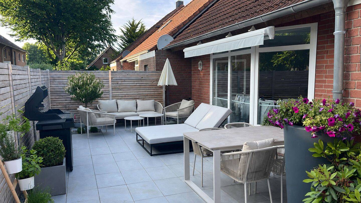 Modernisiertes Kettenhaus | 120 m² | 4 Zimmer | Keller | Garage | 429.000€, 23758 Oldenburg in Holstein