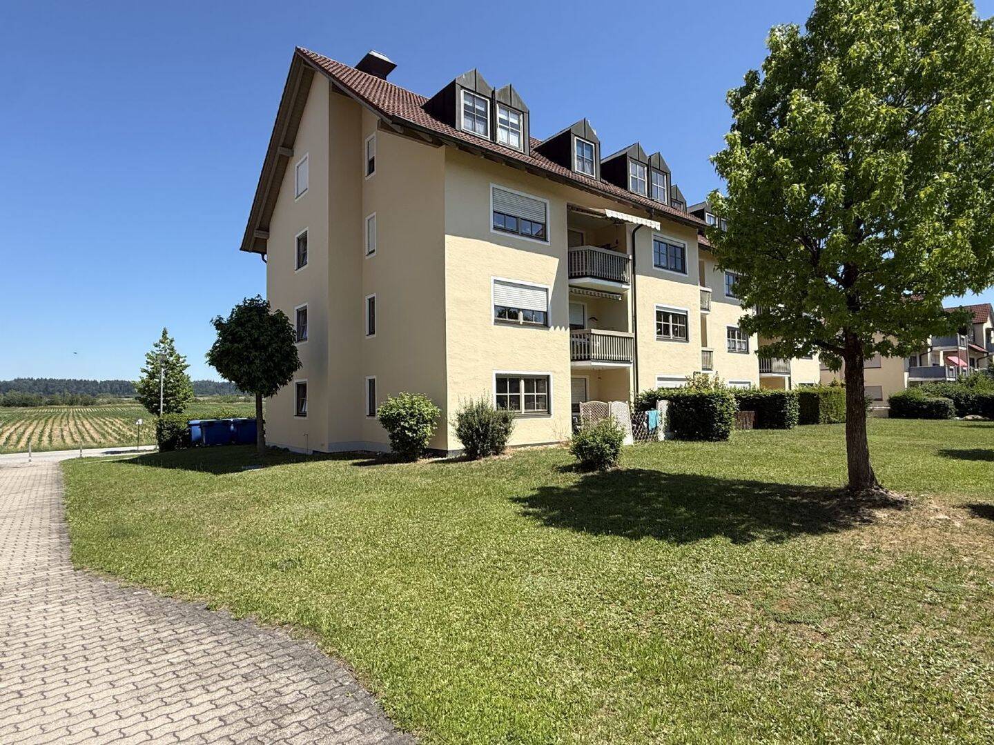 2 ZI-DACHGESCHOSSWOHNUNG MIT BERGBLICK, 84513 Töging a. Inn