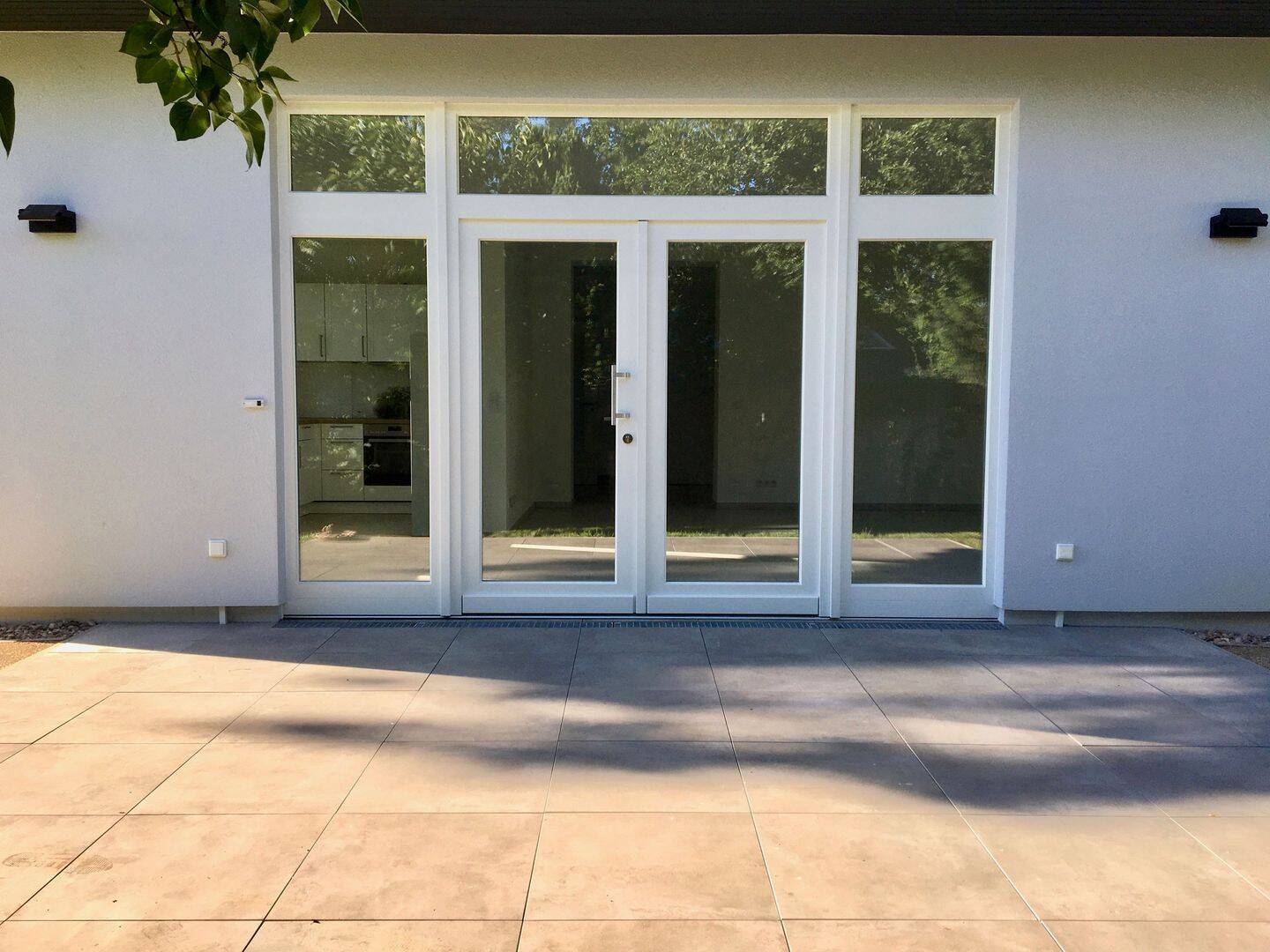 Helle, barrierearme Wohnung, sep. Eingang, hochwertige EBK, Terrasse & Garten – direkt im Herzen von Worpswede Neubau, (Fertigstellung 2022), 27726 Worpswede