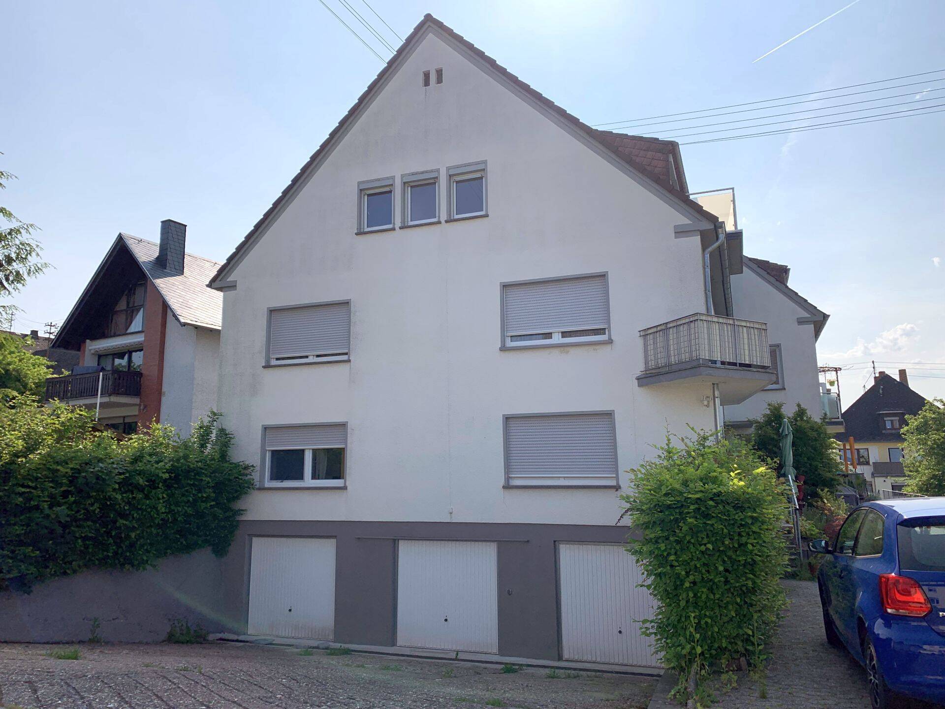 Dachgeschoss Wohnung mit 3 Zimmer, Küche und Bad in Bendorf-Stromberg, 56170 Bendorf