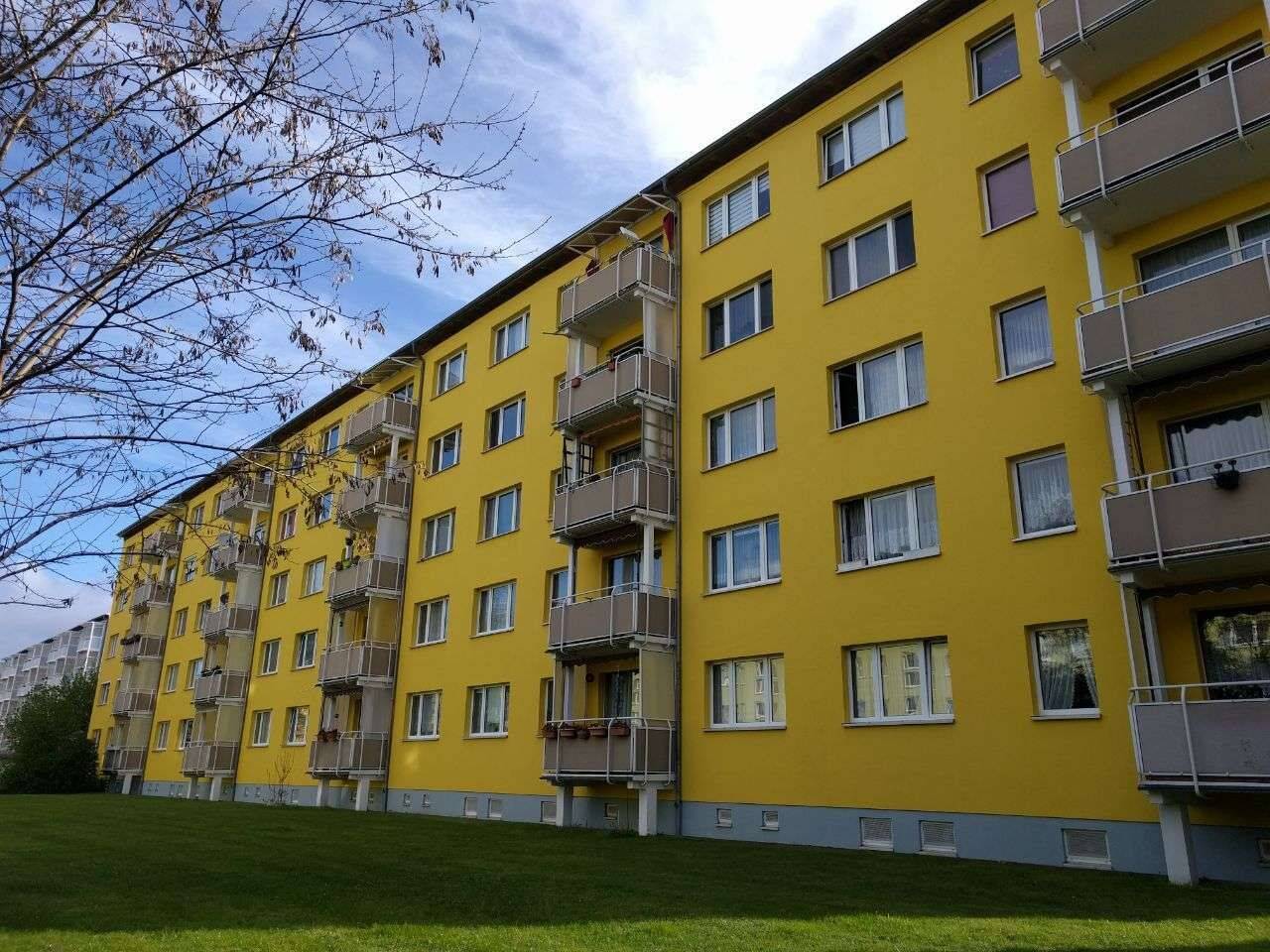 2Raum -Wohnung sucht nette Mieter*, 4249 Leipzig (Großzschocher Hartmannsdorf-Knautnaundorf Knautkleeberg-Knauthain Lausen-Grünau)