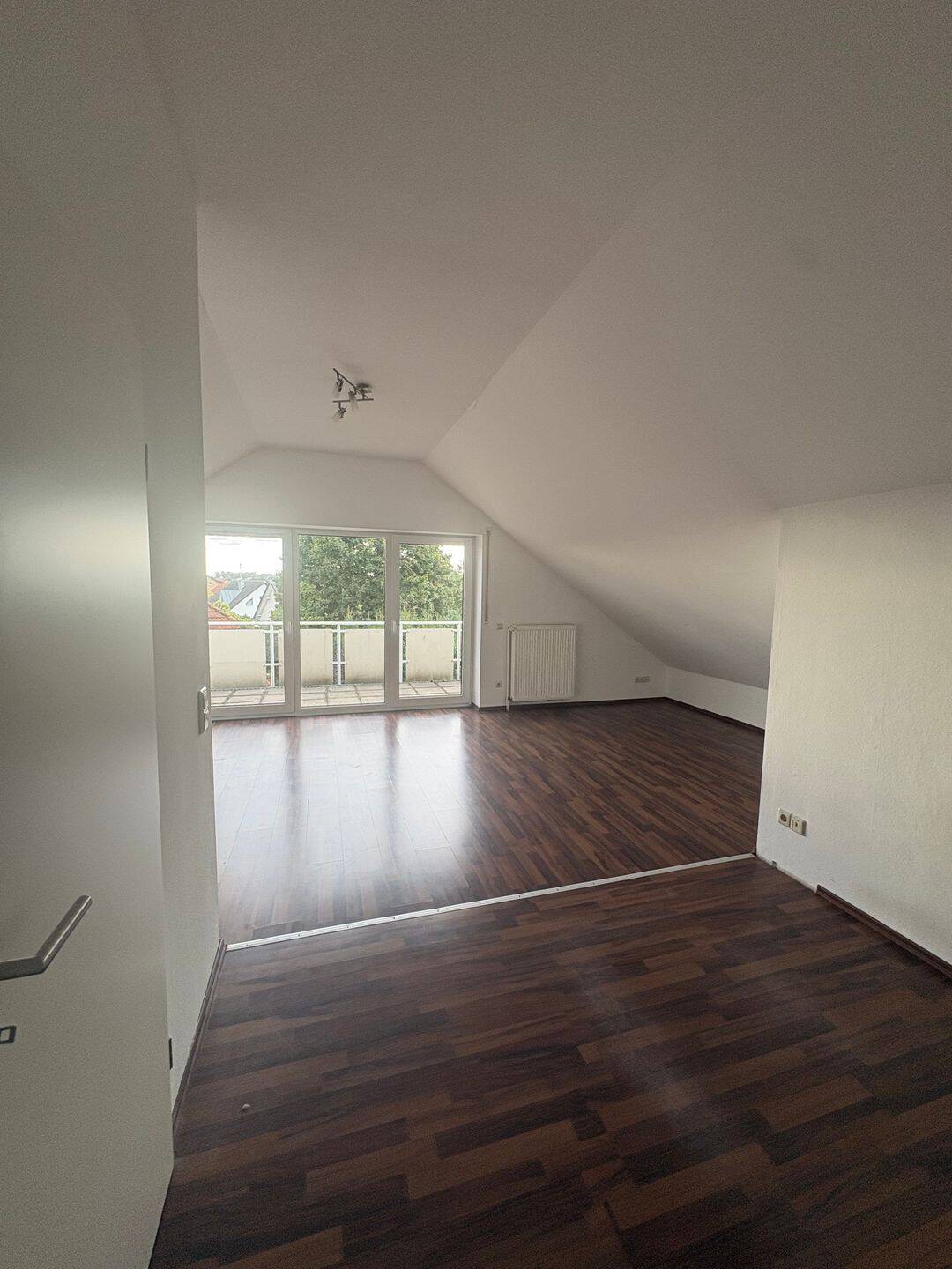 Schöne helle 1 Zimmer Wohnung, 33758 Schloß Holte-Stukenbrock