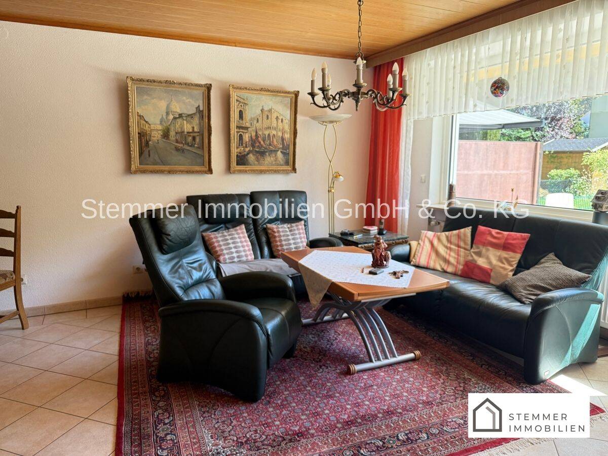 Geräumiges Reihenmittelhaus mit Garage – ideal für die junge Familie, 90455 Nürnberg