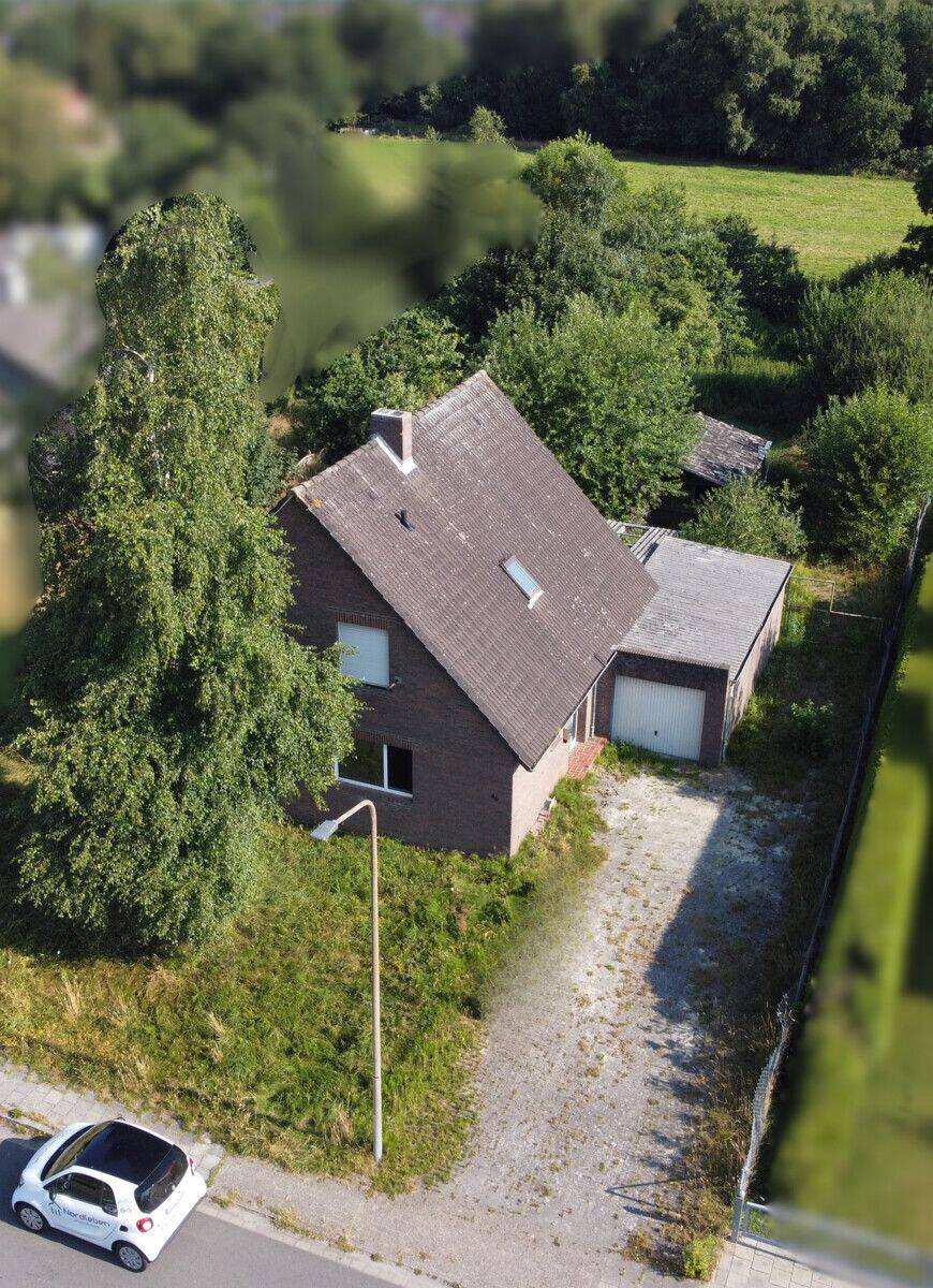 Projekt mit Zukunft: Freistehendes Haus für Bastler & Investoren (Potenzial für 2 Parteien), 26842 Ostrhauderfehn