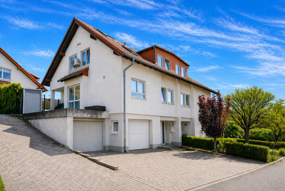 GLOBAL INVEST IMMOBILIEN SINSHEIM | Fast neuwertige Doppelhaushälfte mit Garage und Garten in Dühren, 74889 Sinsheim