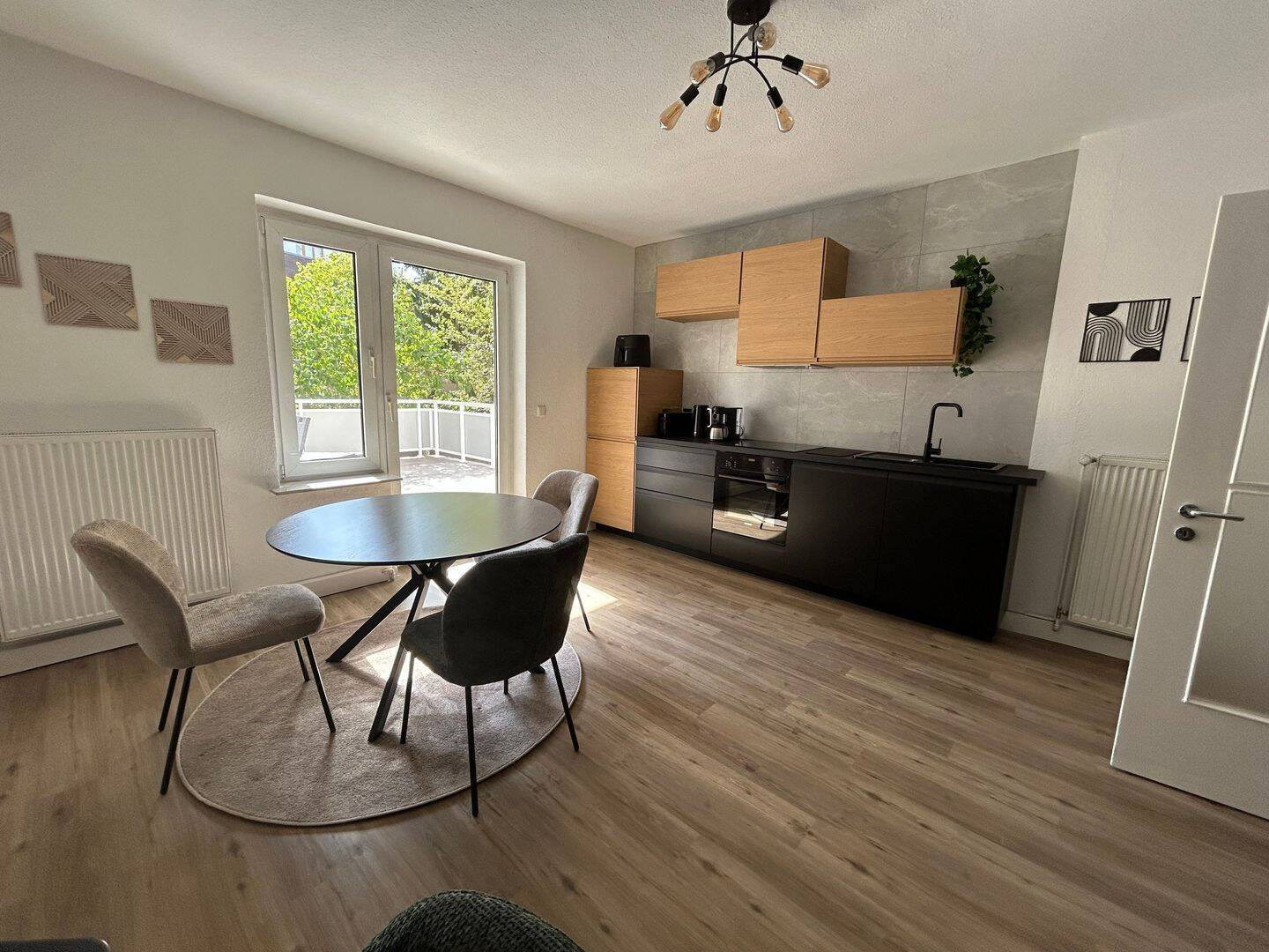 Apartment möbeliert neu renoviert Bestlage Lister Meile, 30161 Hannover