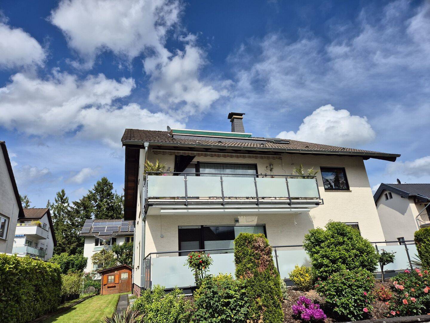 Rheinblick inklusive – Moderne 2,5-Zimmer-Wohnung in begehrter Lage, 53579 Erpel