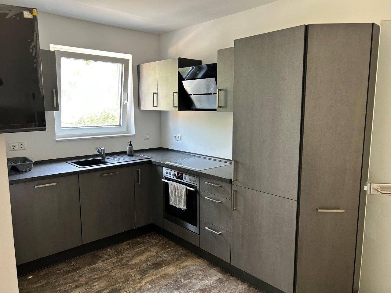 moderne 2- Zimmer Wohnung, 53879 Euskirchen