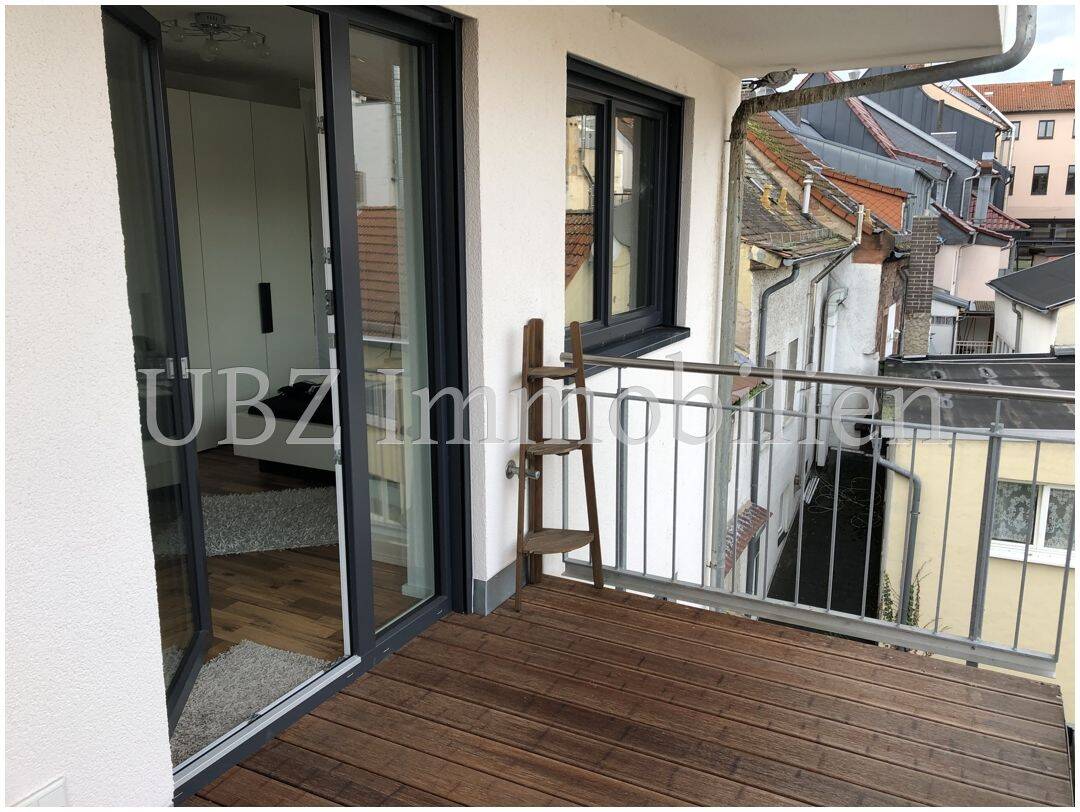 Zentrale 2-Zimmer-Wohnung mit Schlossblick, 63739 Aschaffenburg (Innenstadt Österreicher Kolonie)