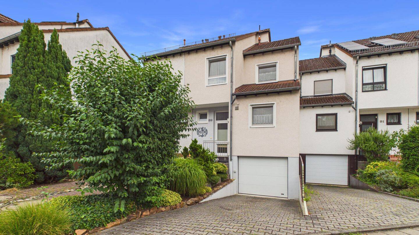 Familienfreundliches Reihenmittelhaus mit Garten, Terrasse & Doppelgarage, 55130 Mainz (Laubenheim Weisenau)