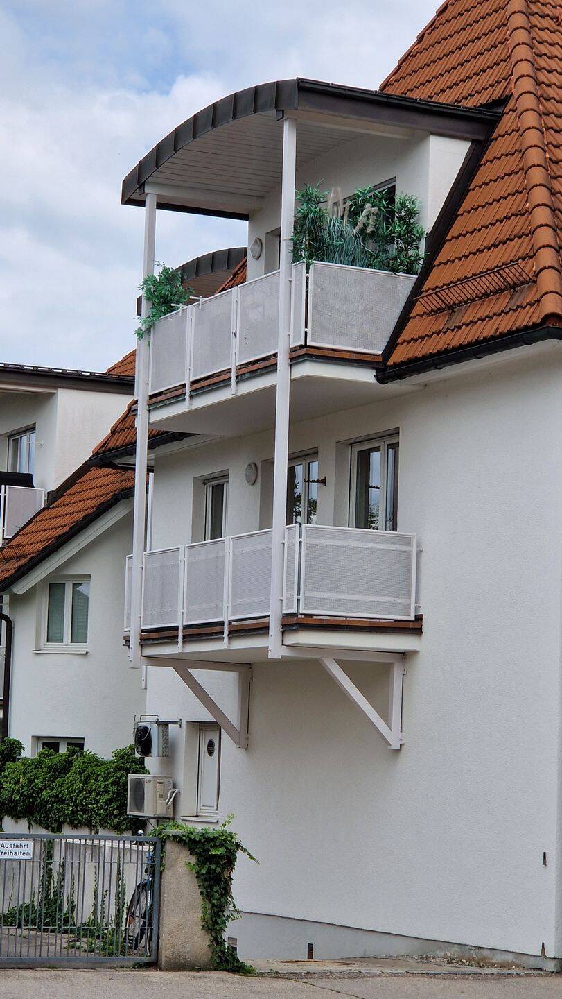 Top Angebot – provisionsfreie 3-Zi.-Whg. mit Südbalkon in zentraler Lage in Haar, 85540 Haar (Trudering-Riem)