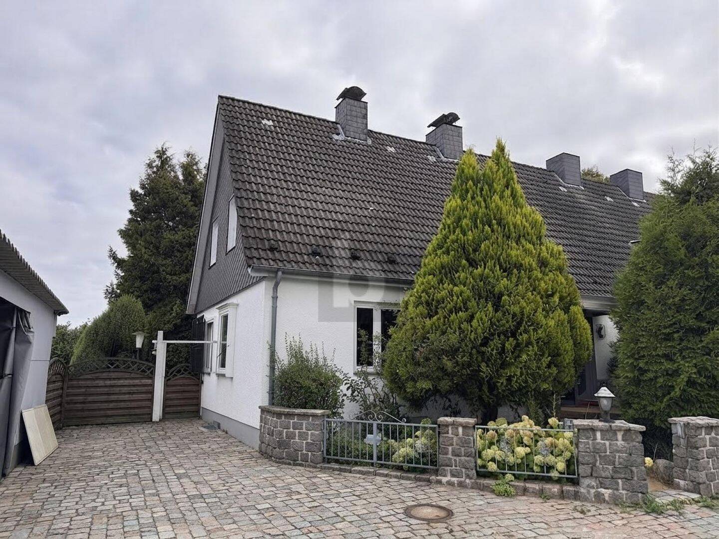 IHR PROJEKT IN RUHIGER SACKGASSE & FELDRANDLAGE, 23560 Lübeck (Moisling Sankt Jürgen)