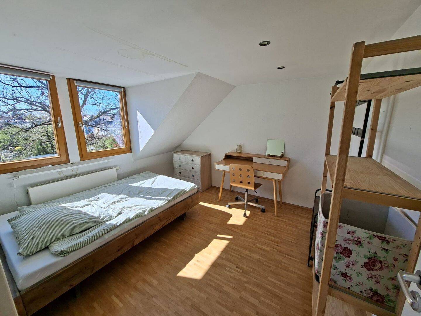 WG-Zimmer in Köln – Wohnen auf Zeit ab 1 Monat, 50827 Köln (Ehrenfeld Bickendorf Neuehrenfeld Ossendorf)