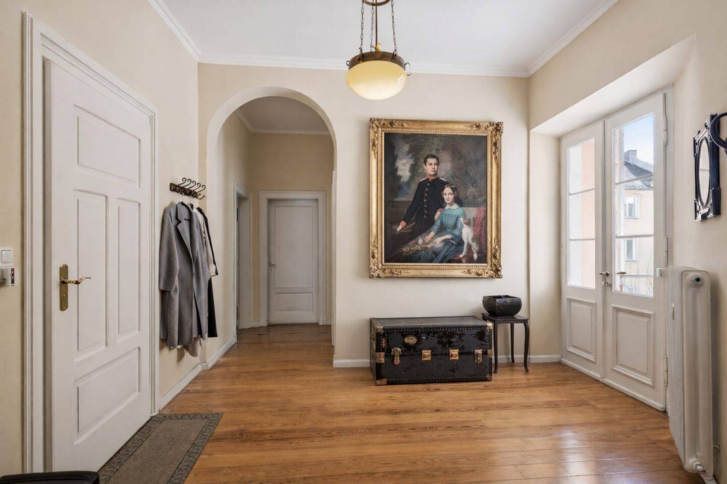 Architektonisches Highlight – luxuriöse Altbauwohnung im Herzen von Augsburg, 86150 Augsburg (Innenstadt)