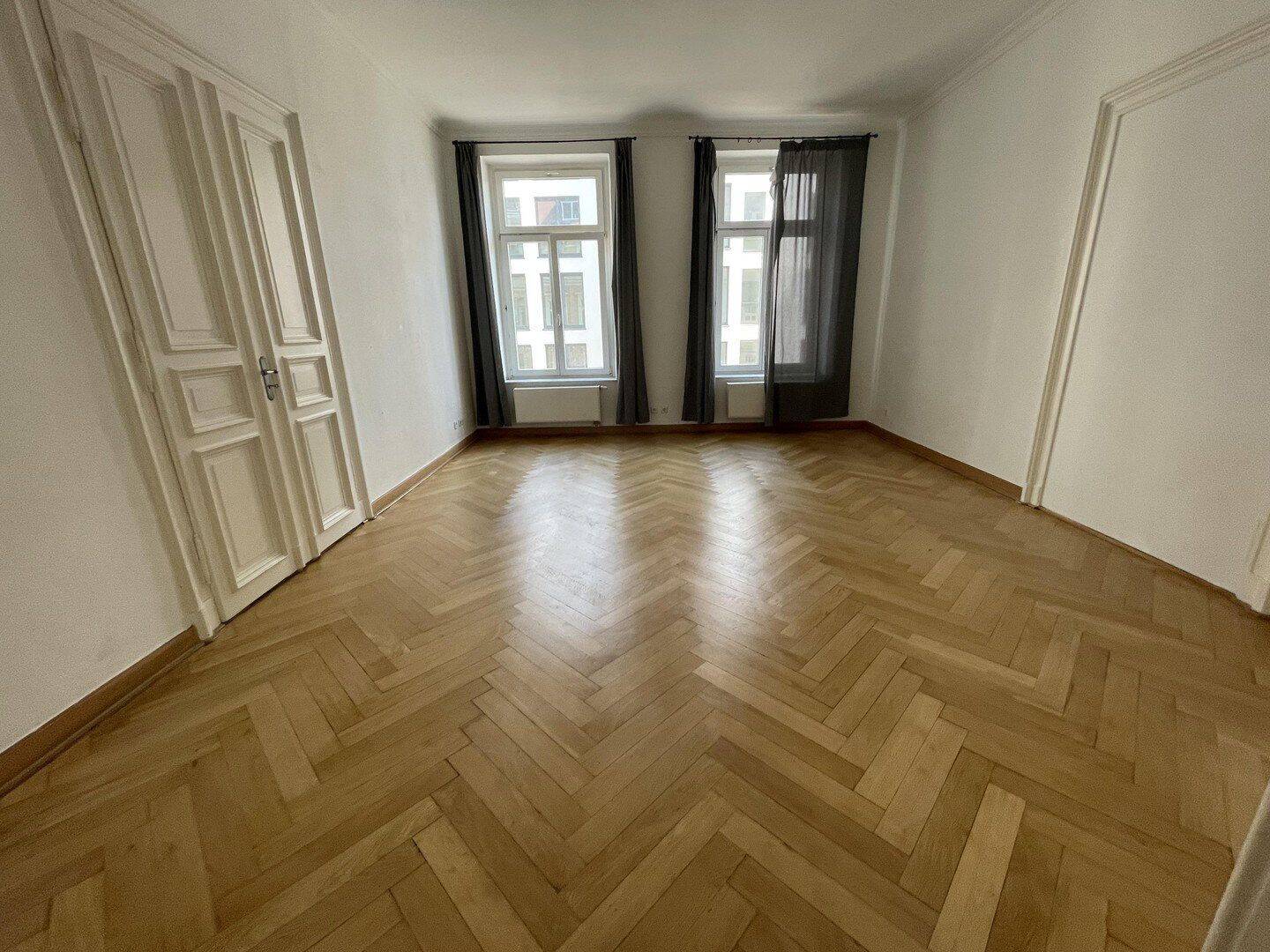 Exclusive, frisch sanierte 5 Zimmer Wohnung mit Einbauküche, Balkon im Musikerviertel zu vermieten, 4107 Leipzig (Zentrum Zentrum-Süd)