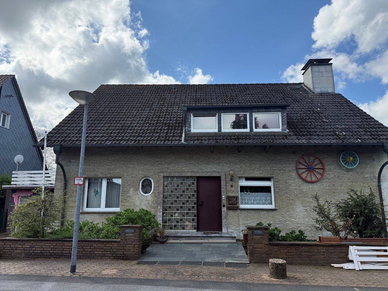 Raum für Visionen – 2 Familienhaus mit Charakter und Potenzial, 47495 Rheinberg
