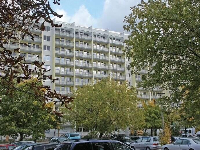 Sonnige 2-Zi-Whg mit EBK in saniertem Wohnhaus, 10367 Berlin (Lichtenberg Hohenschönhausen Lichtenberg)