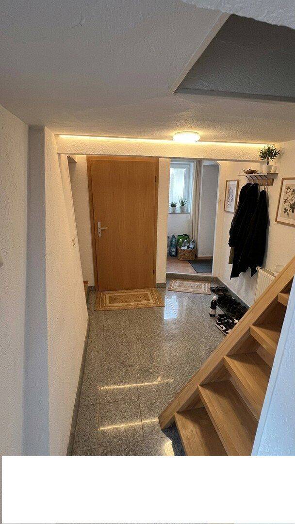 Großzügige teilmöblierte 4-Zimmerwohnung mit Balkon & EBK, 71263 Weil der Stadt