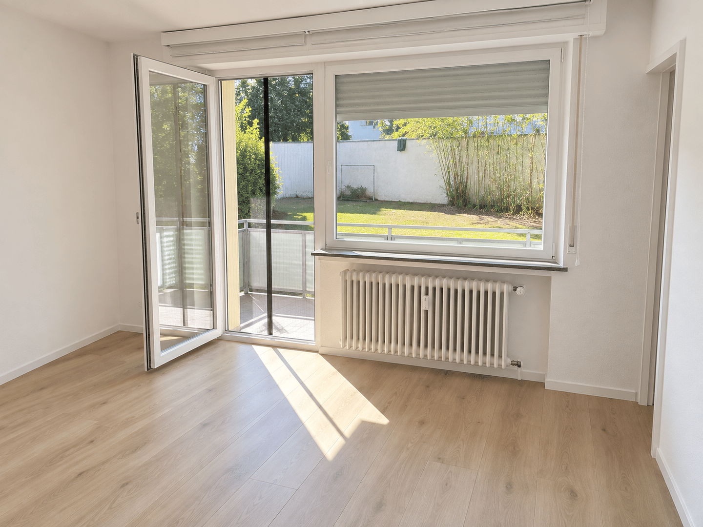 Helle, frisch renovierte 1-Zimmer-Wohnung mit Balkon in ruhiger Lage von Villingen, 78048 Villingen-Schwenningen