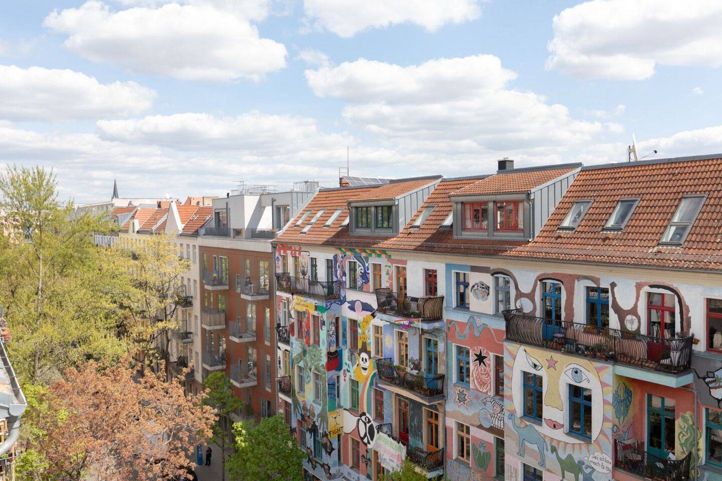 Traumaussicht! Möbliertes Design-Studio mit Balkon in lebendiger Umgebung!, 10247 Berlin (Friedrichshain-Kreuzberg Friedrichshain Prenzlauer Berg)