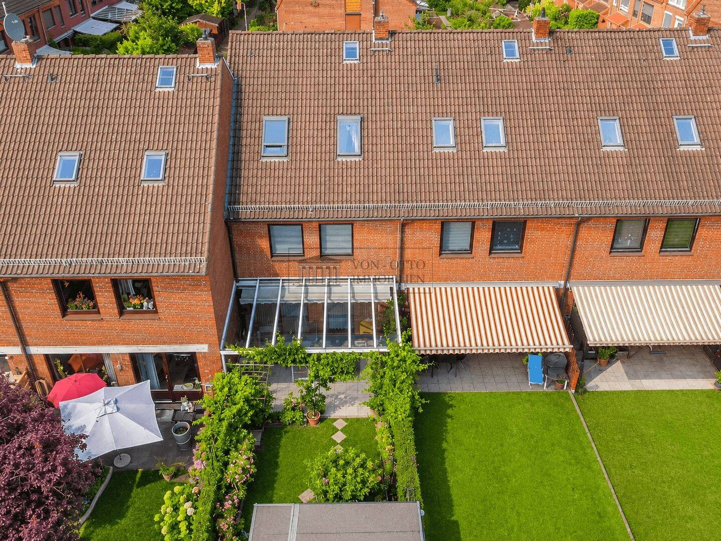 Ihr neues Zuhause für die ganze Familie – großzügiges Reihenhaus mit Garten, 5,5 Zimmern und Garage, 28307 Bremen (Arbergen Mahndorf Osterholz)