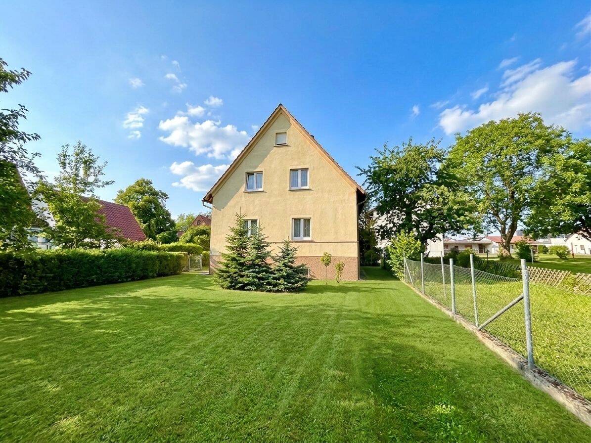 Handwerker aufgepasst – Freistehendes Einfamilienhaus mit großzügigem Grundstück, 74343 Sachsenheim