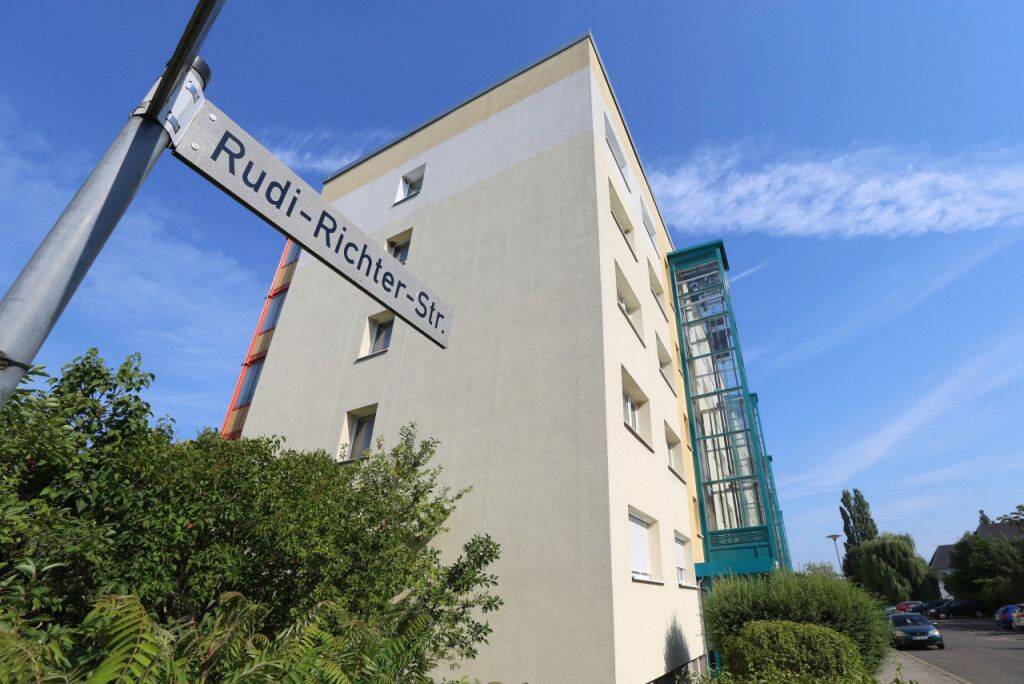 2-RWE mit Balkon und Aufzug, 6849 Dessau-Roßlau (Haideburg Süd Törten)
