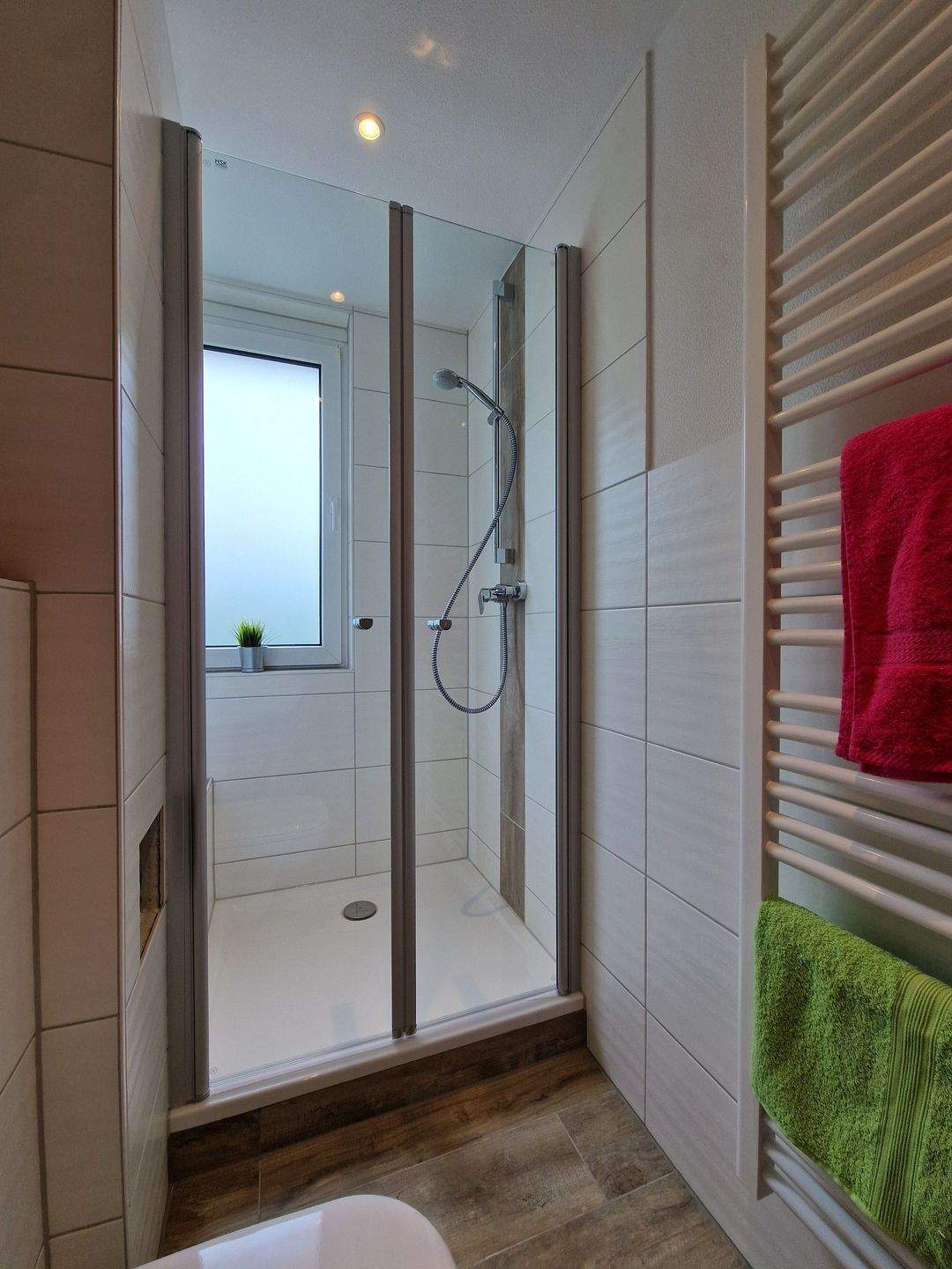 komplett neue Wohnung mit tollem Ausblick, 9557 Flöha