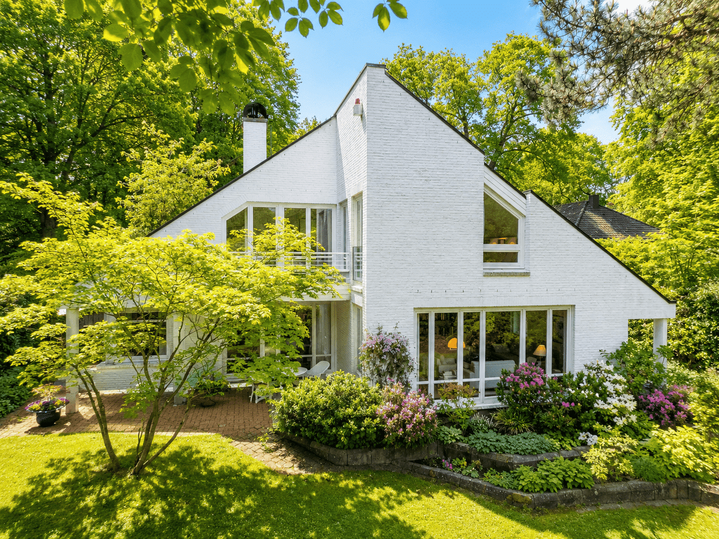Eingebettet ins Grüne: Ein Zuhause mit besonderem Charakter in Blankenese, 22587 Hamburg (Altona)
