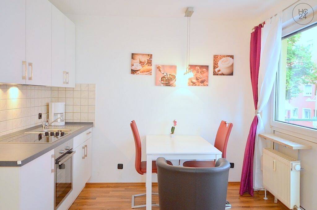 Schön möbliertes Apartment mit Balkon und WLAN in Nürnberg nahe Hauptbahnhof, 90459 Nürnberg