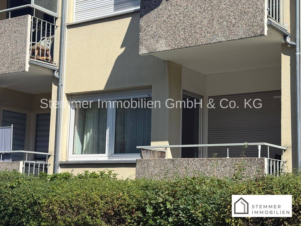 Teilmöbliertes 1-Zimmer-Apartment mit Balkon in Nürnberg-Zerzabelshof, 90480 Nürnberg (Gleißhammer Mögeldorf Tiergarten Weichselgarten Zerzabelshof)