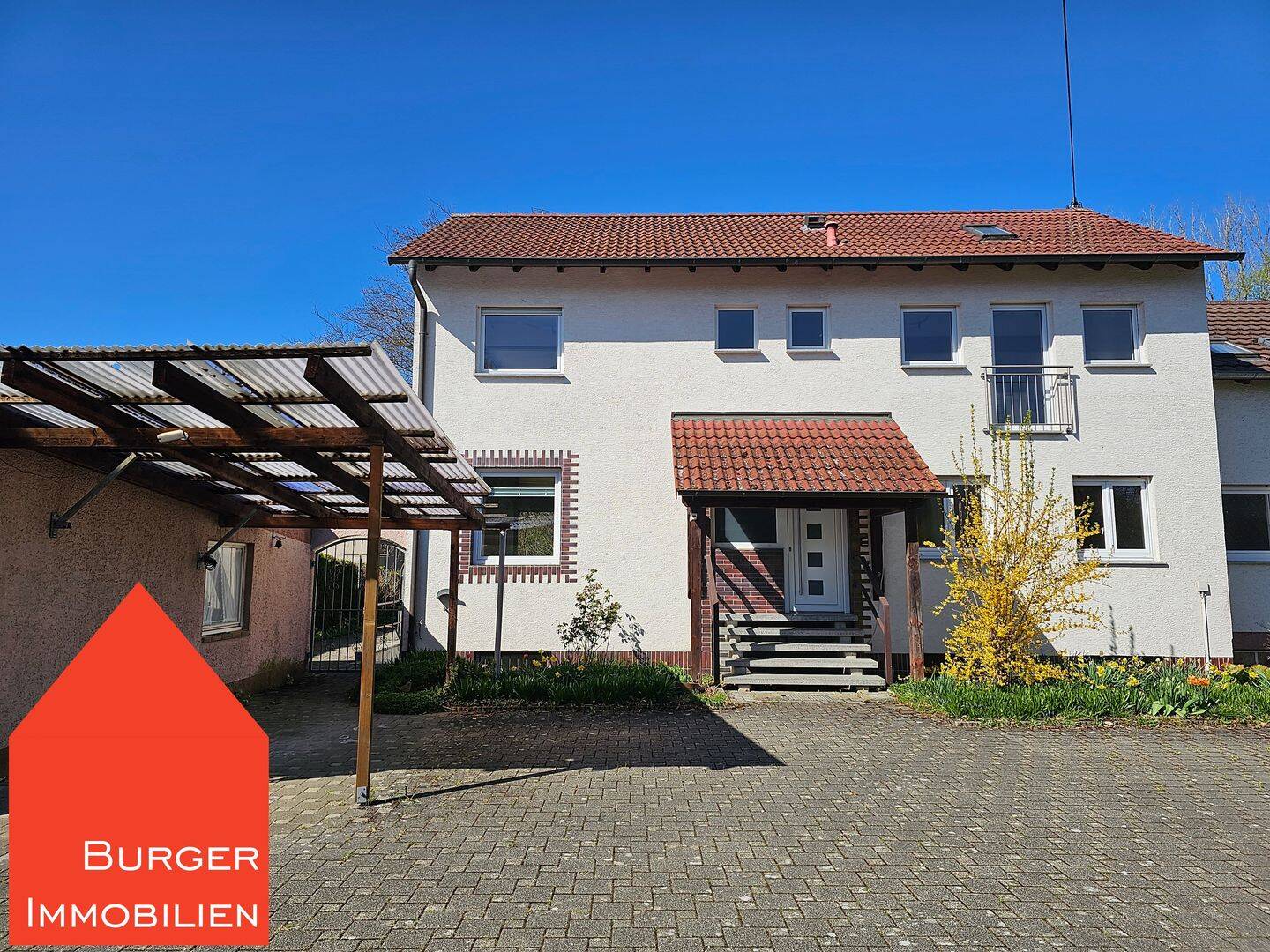 Sehr interessant – eine DHH für zwei Familien mit zusätzlichem Bauplatz-Potenzial in ruhiger Lage von Ötisheim, 75443 Ötisheim