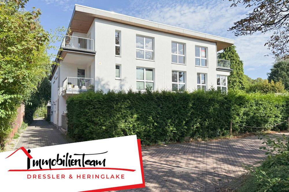 Endetagenwohnung mit eigenem Gartenstück, zwei Balkonen & Doppelcarport in Hamburg-Stellingen, 22525 Hamburg (Eimsbüttel Bahrenfeld Eidelstedt Lurup Stellingen)