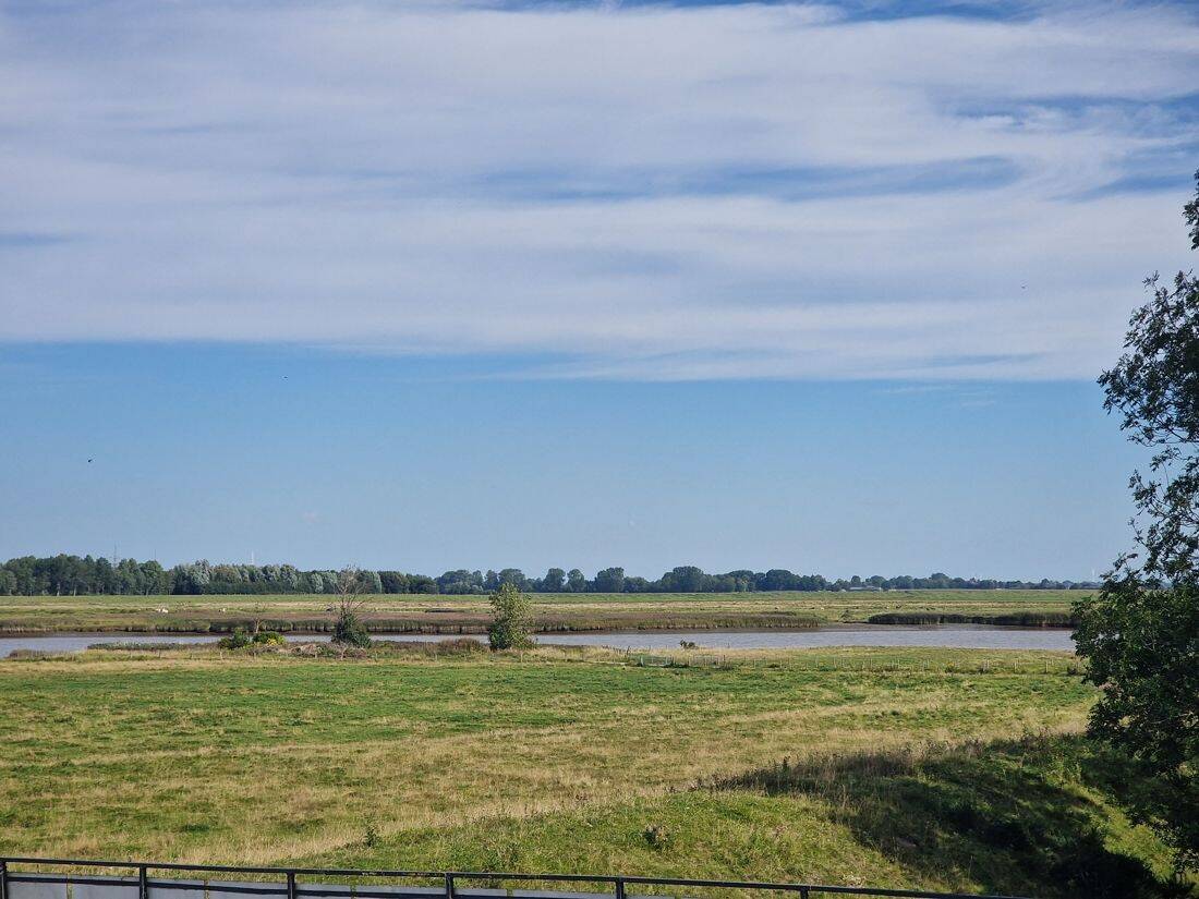 Möblierte Wohnung direkt an der Eider – 2 Zimmer mit Balkon, 25774 Karolinenkoog