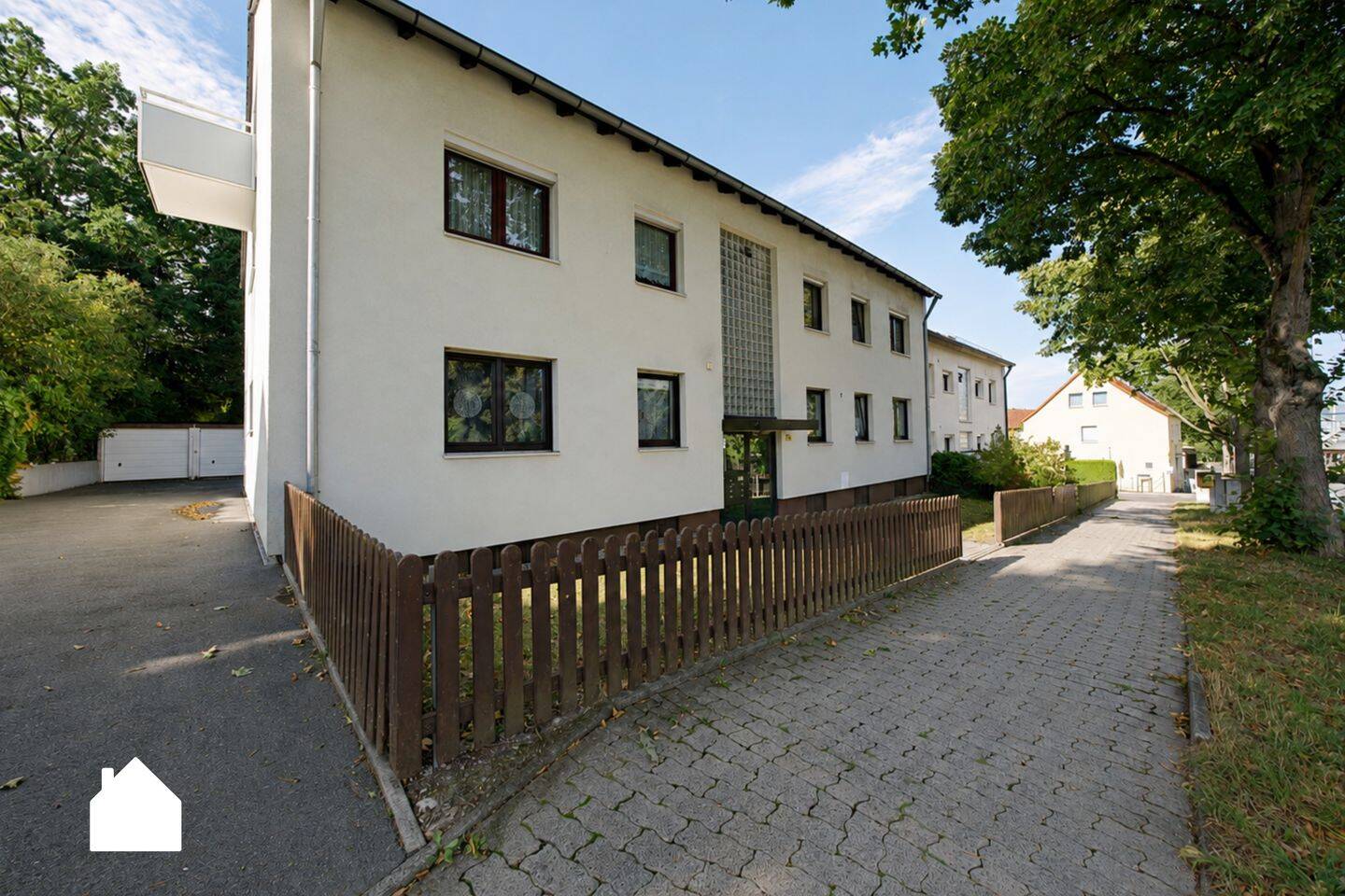 Schöne Lage, viel Gestaltungsspielraum: 2,5 Zimmer-Wohnung nahe Schloss Colmdorf, 95448 Bayreuth