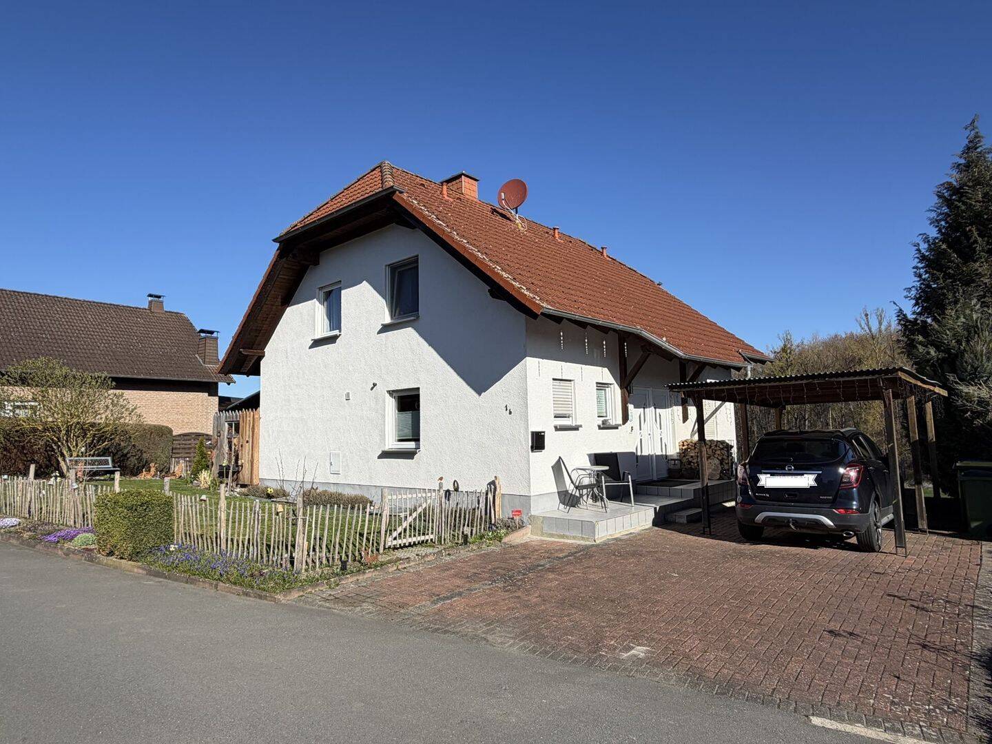 Gepflegtes Einfamilienhaus am Ortsrand von Herlinghausen, 34414 Warburg