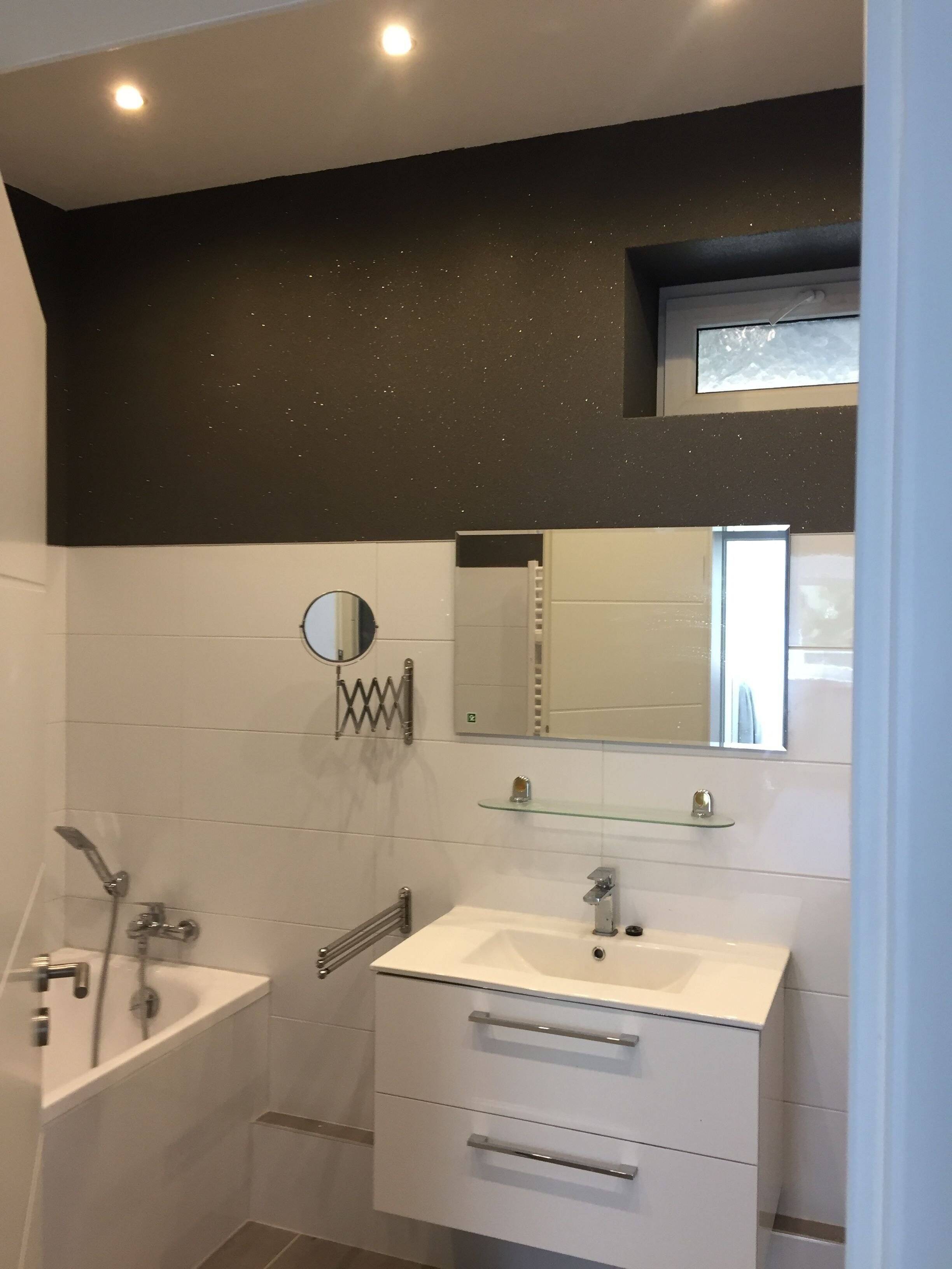 3 Zimmerwohnung ab sofort bezugsfertig, 2018 total Renovierung in Gräfenberg bei Forchheim, 91322 Gräfenberg